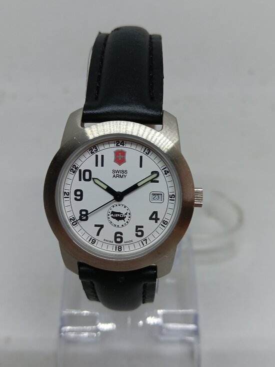 Victorinox Swiss Army Ashland 26007.CB Women\'s 30mm S/Steel Field Watch NEW BATT main image 9